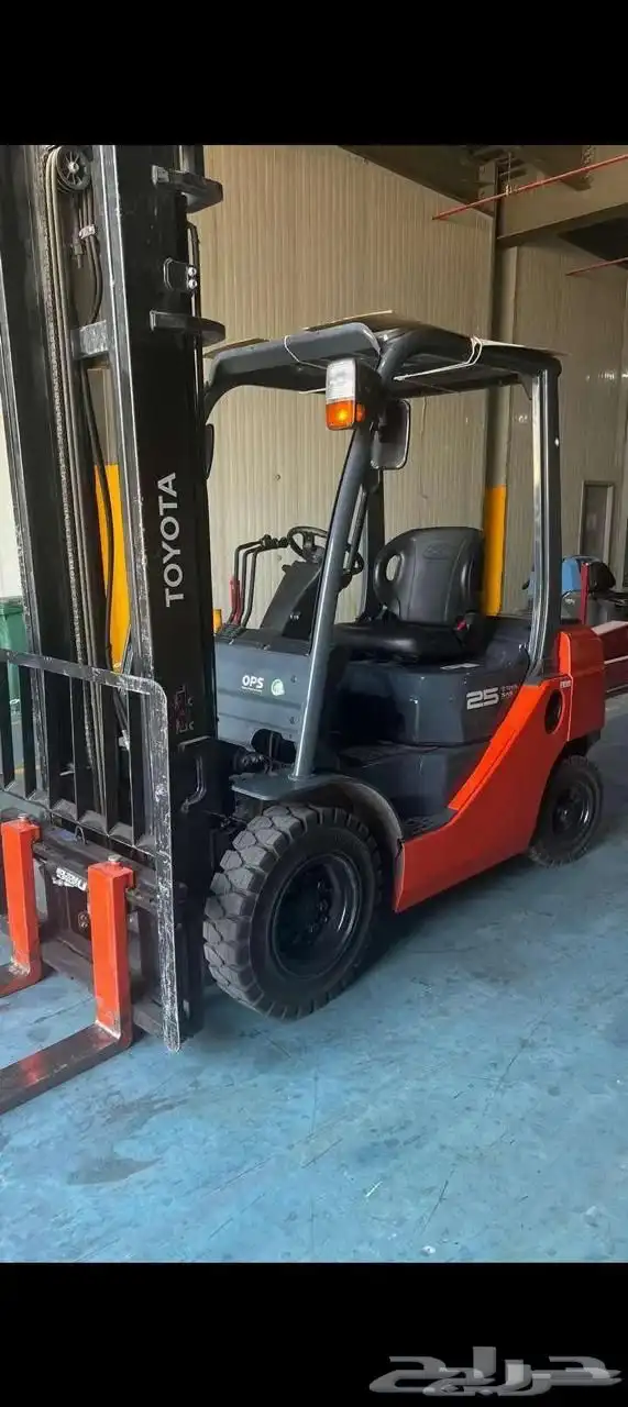 فوركللفت للايجار رافعة شوكية للايجار رافعات شوكية للايجار 7