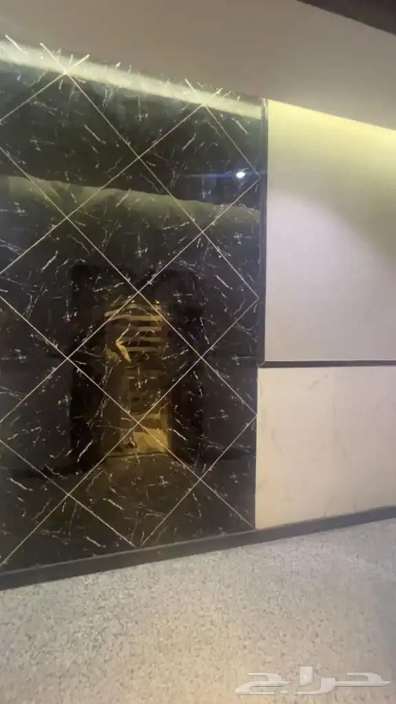 شقة واجهه امامية على واجهتين حي المروة جدة 8