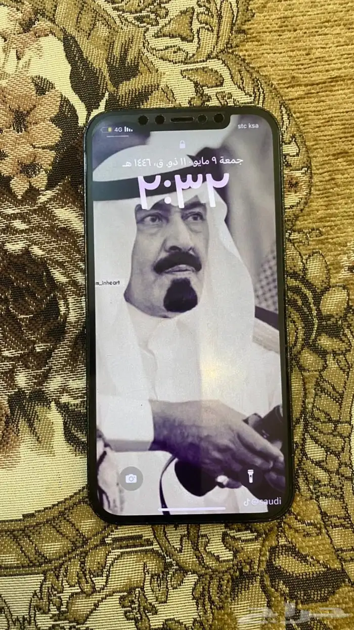 للبيع آيفون 12برو قيقا 128مساحة البطارية 79البطارية وكاله 3
