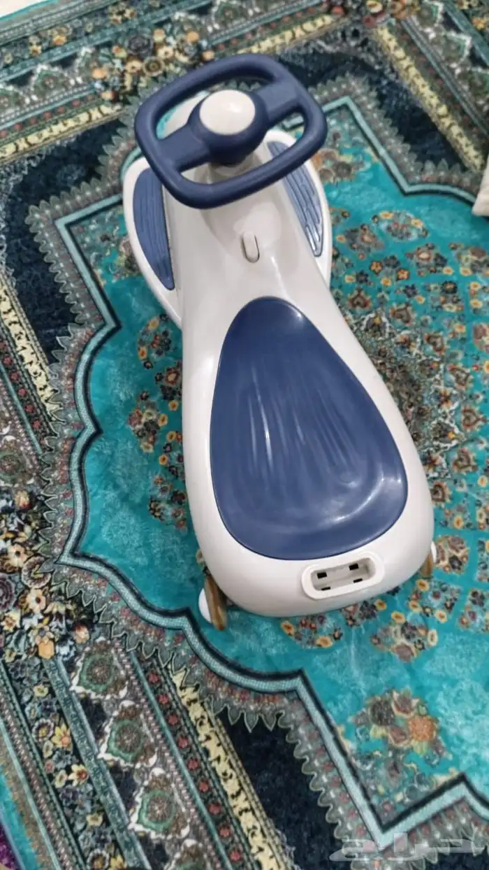 سيارة اطفال للبيع 0