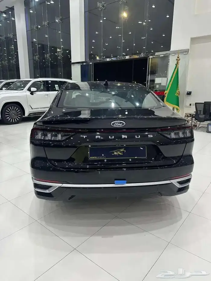 فورد تورس امبيانتي 2025 اقساط وكاش مع عازل وخدمات مجانيه 5