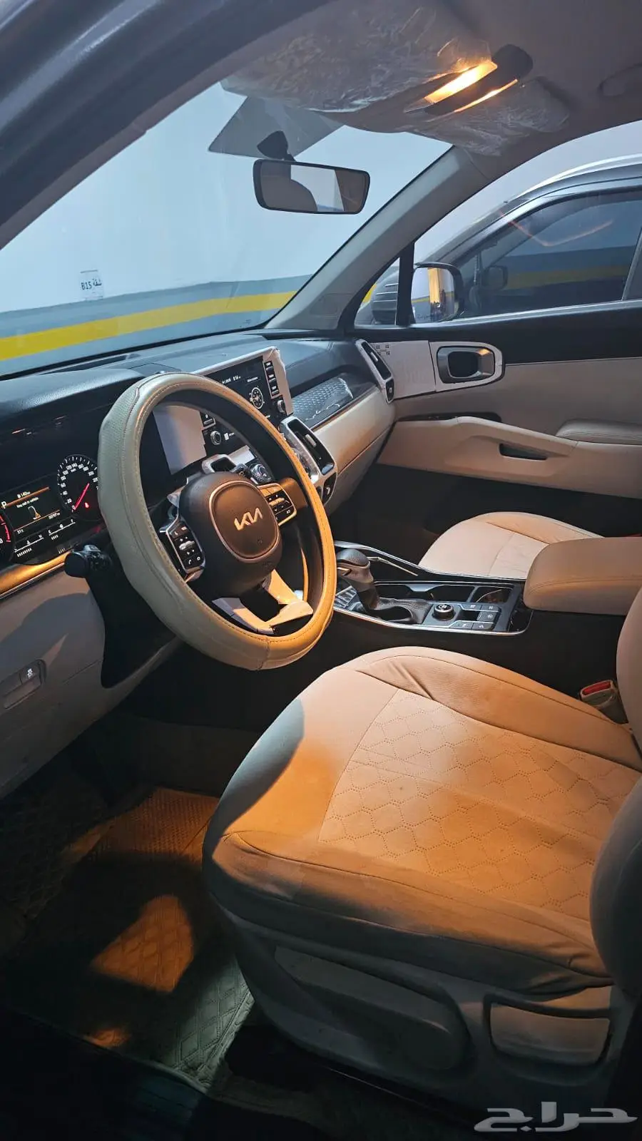 KIA SORENTO 2022 09 MODEL WITH KIA SERVICE 2026 4