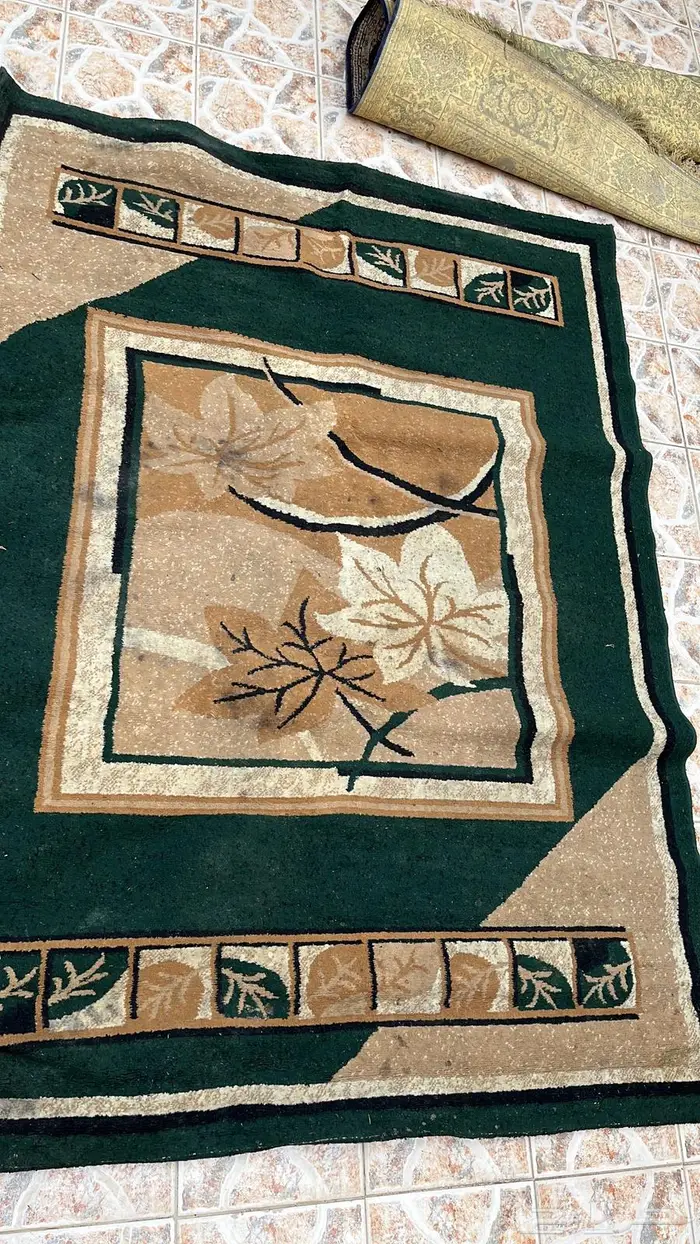 سجاد للبيع بالعليا بالرياض 1