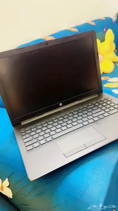 لابتوب HP الجيل 11 نظيف شغال مع الشاحن والشنطة بسعر 750 0