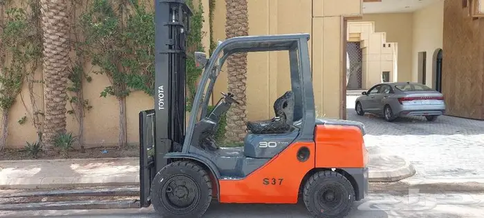 رافعة شوكيه للايجار الشهري معا السوق forklift 0