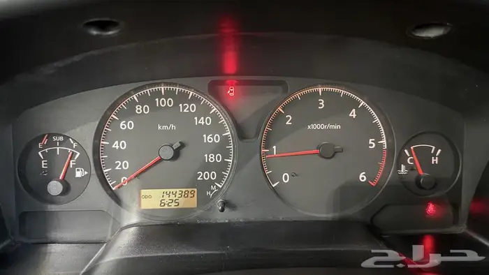 جيب باترول نيسان 4500 بحالة الوكالة مخزن 1