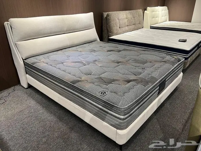 سرير مع اضاءة بدون مرتبه 6