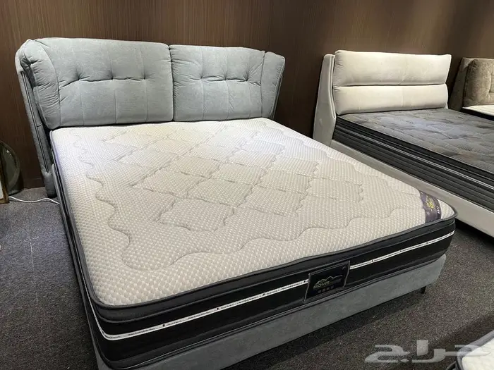 سرير مع اضاءة بدون مرتبه 1