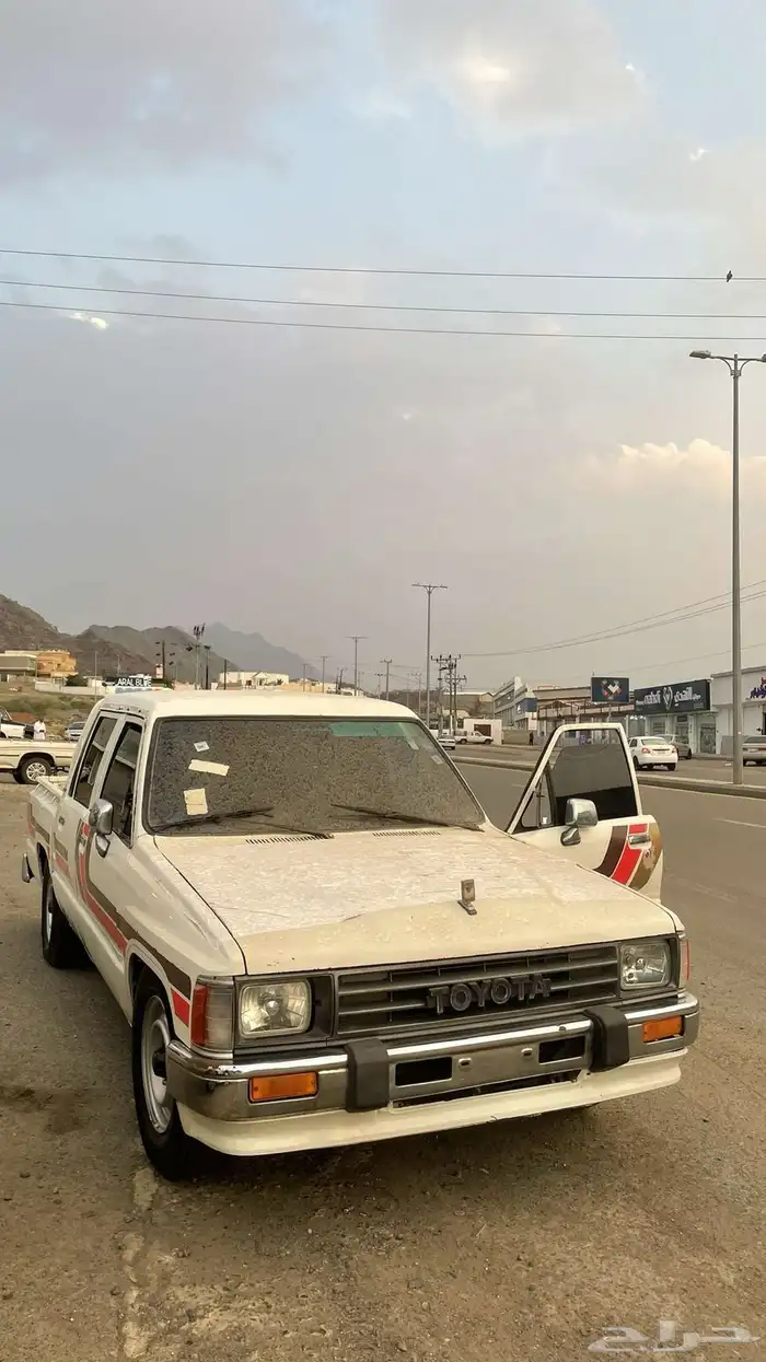 قطع هايلوكس 1988 6