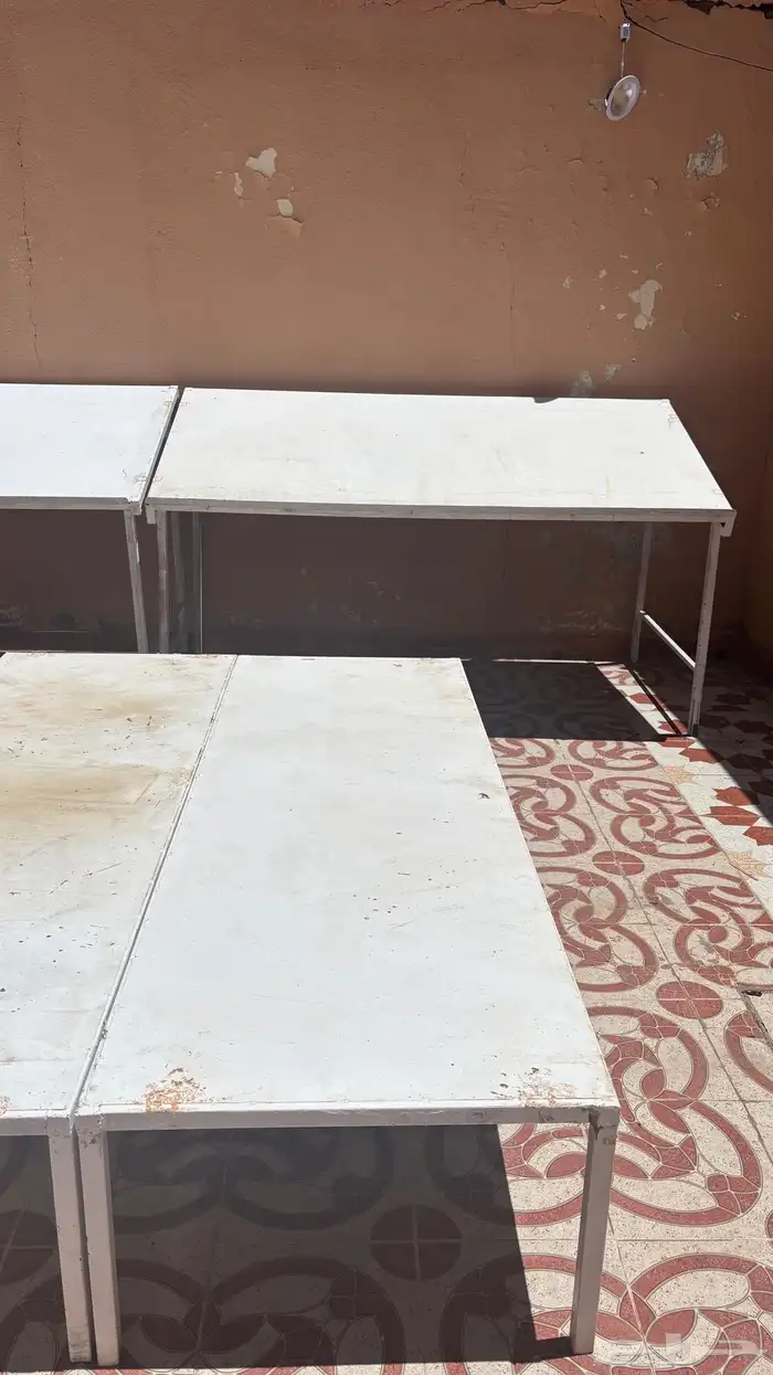 رفوف للبيع 2