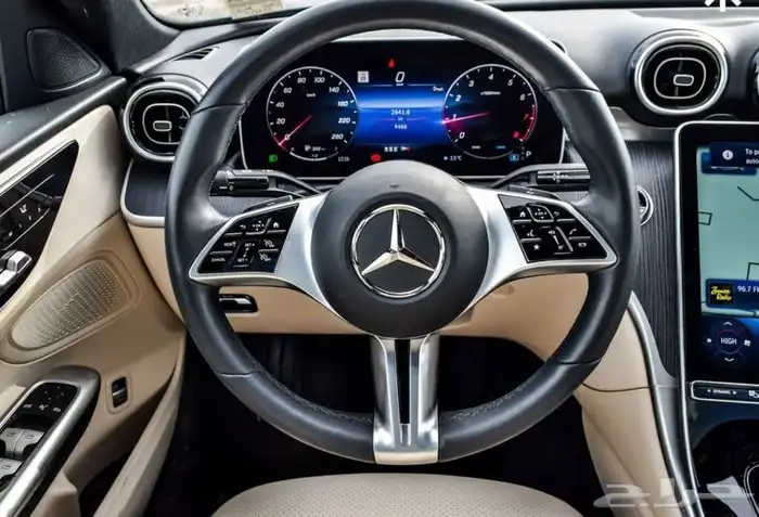 مرسيدس سي كلاس Mercedes C-Class C300 Sedan موديل 2024 18