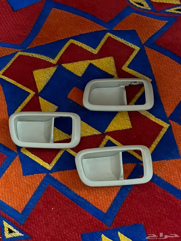جميع قطع غيار جيب لكزس وكاله LX470 موديل 2004 80