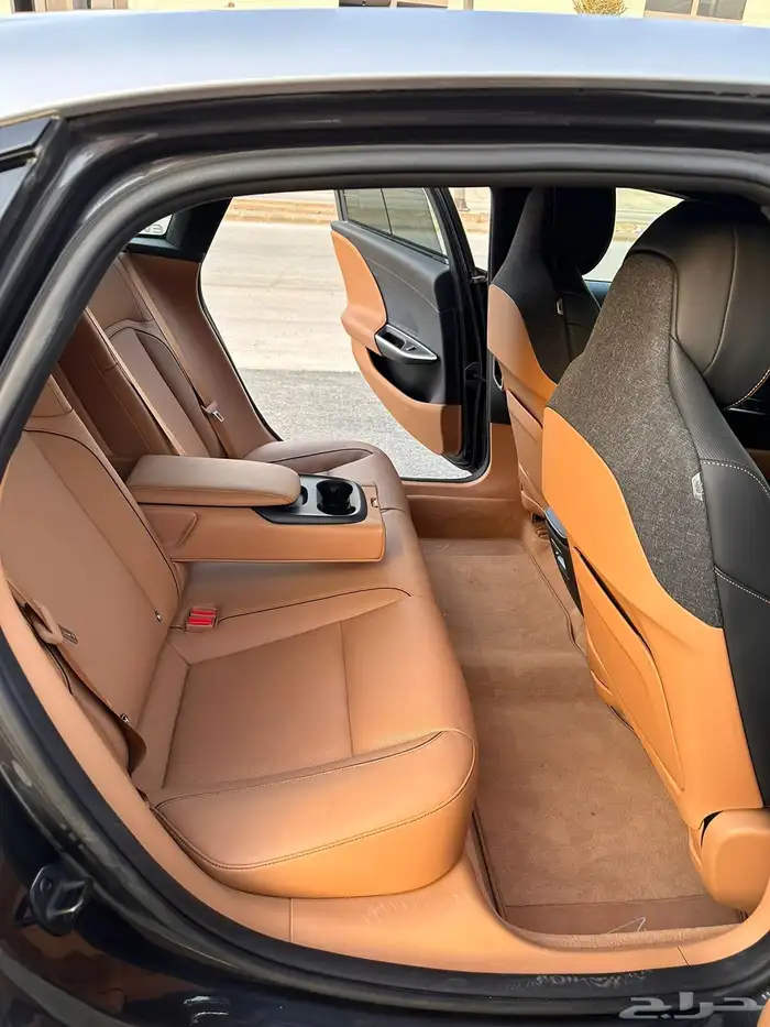 الرياض 10