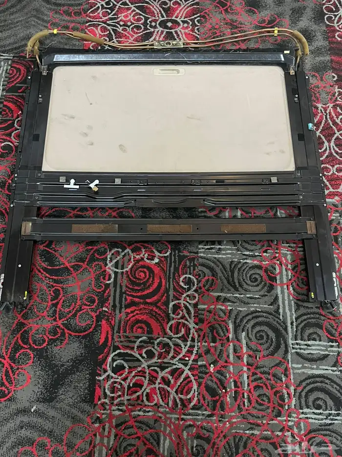 جميع قطع غيار جيب لكزس وكاله LX470 موديل 2004 69