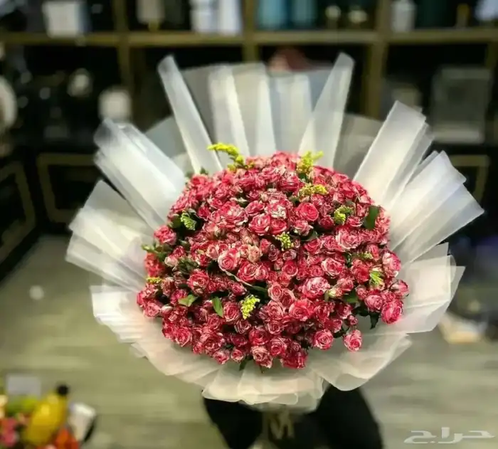 مندوب هدايا جدة تنسسق باقات ورد وهدايا 2
