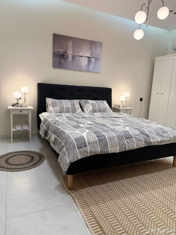 شقة راقية حي السلامة 9