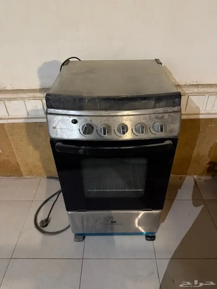 بوتغاز نظيف. ولكن يحتاج ثلاث عيون فقط 2