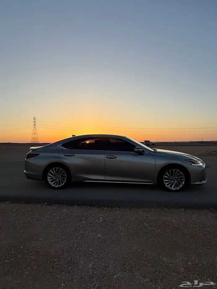لكزس ES 350 CC 2020 فئة 4
