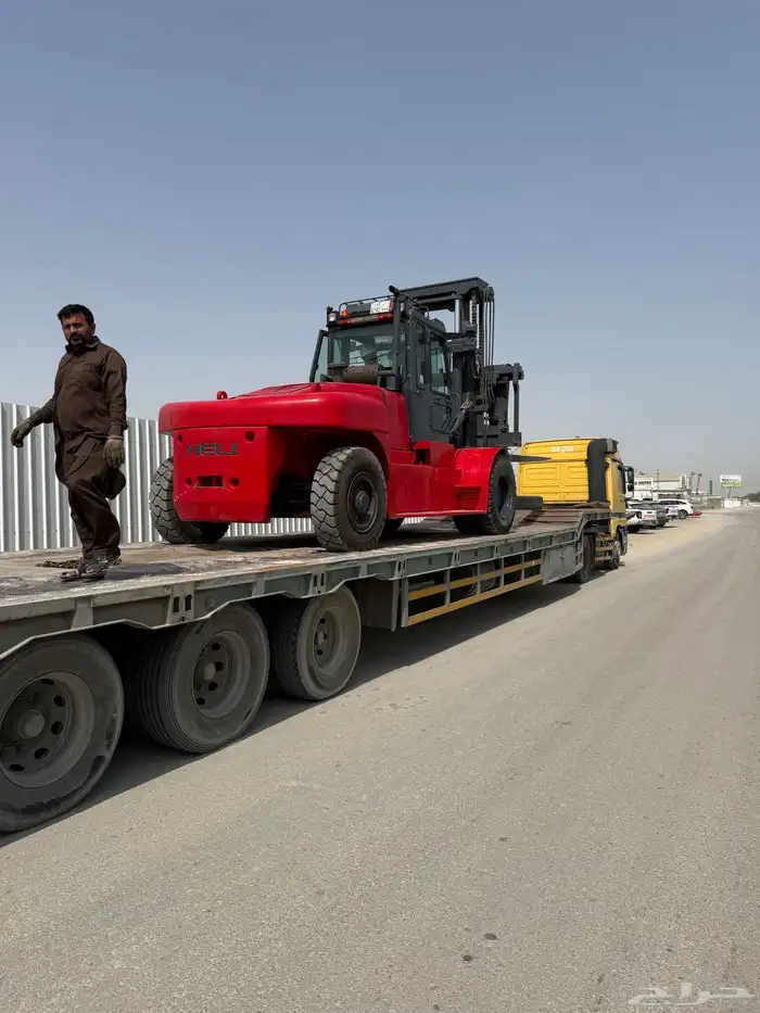 تأجير رافعات شوكية رافعةlifters master rental company 36