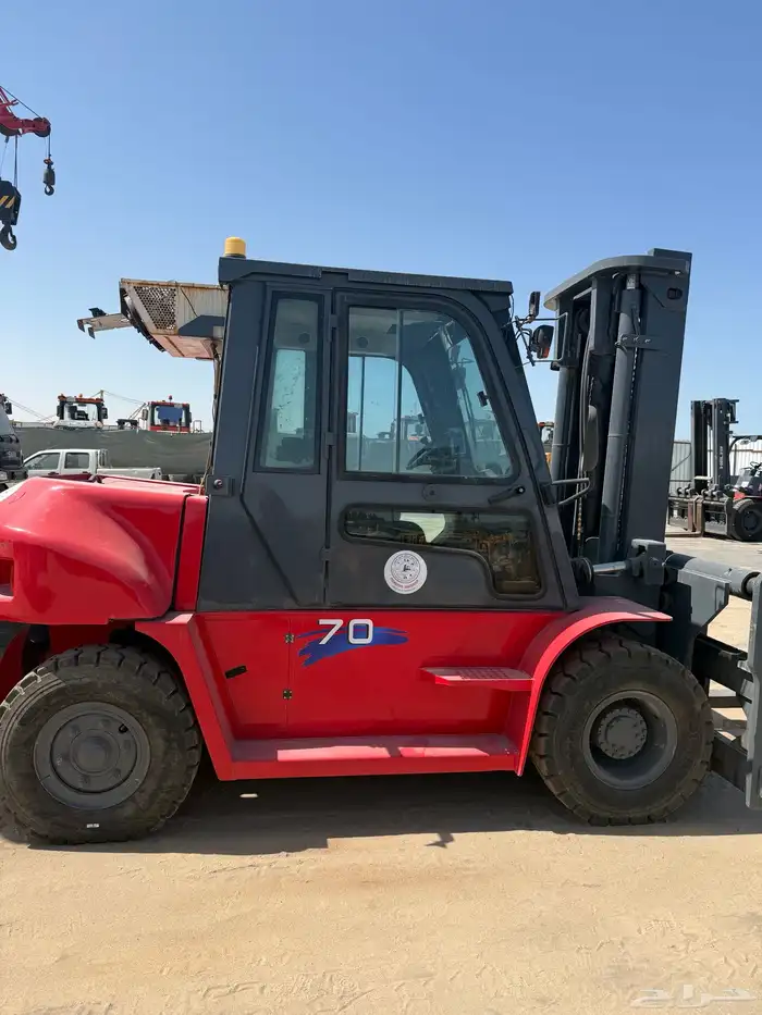 تأجير رافعات شوكية رافعةlifters master rental company 40