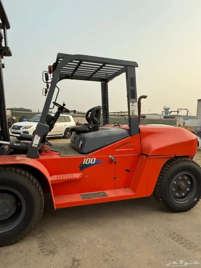 تأجير رافعات شوكية رافعةlifters master rental company 43