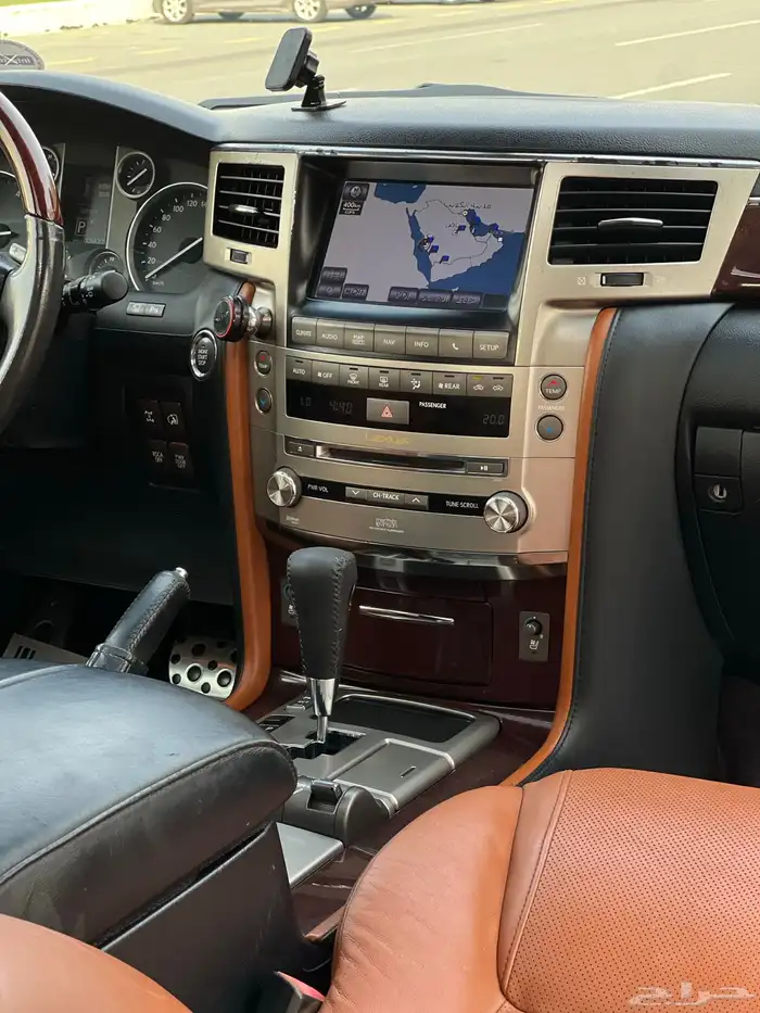 لكزس LX570 فل الفل 2014 6