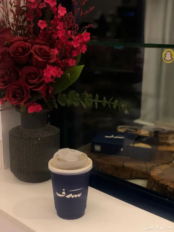 مصورة جوال تغطيات كوفيهات محلات ورد UGC   عبايات 20