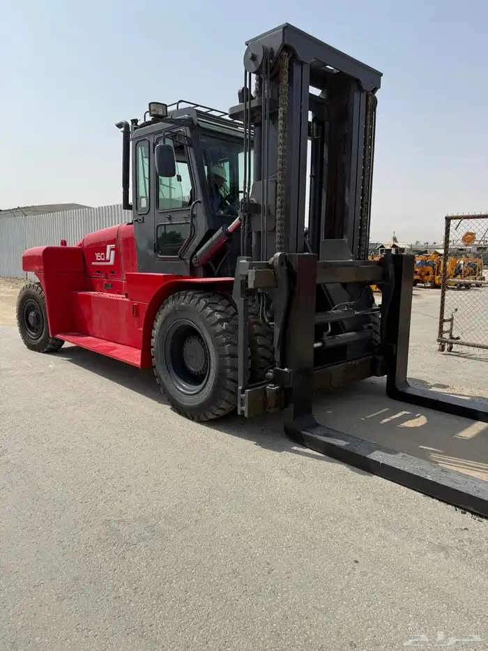 تأجير رافعات شوكية رافعةlifters master rental company 32