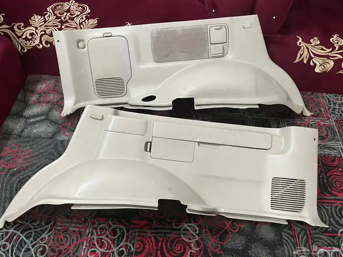 جميع قطع غيار جيب لكزس وكاله LX470 موديل 2004 51