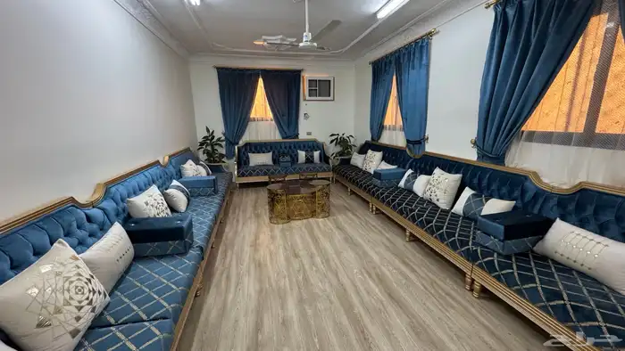 مجلس 6في4 مع 3 ستائر اخو الجديد من 8 اشهر 0