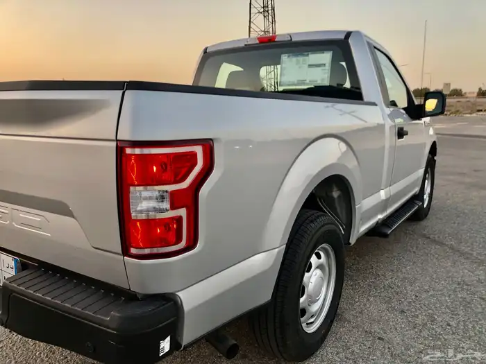فورد F150 غماره 2018 بدون دبل شبه جديد ممشي قليل مخزنه 17