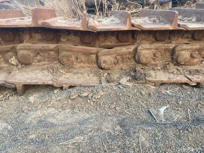 جنازير جنزير دركتر بلدوزر 85 كوماتسو 85 12 و 85 18 2