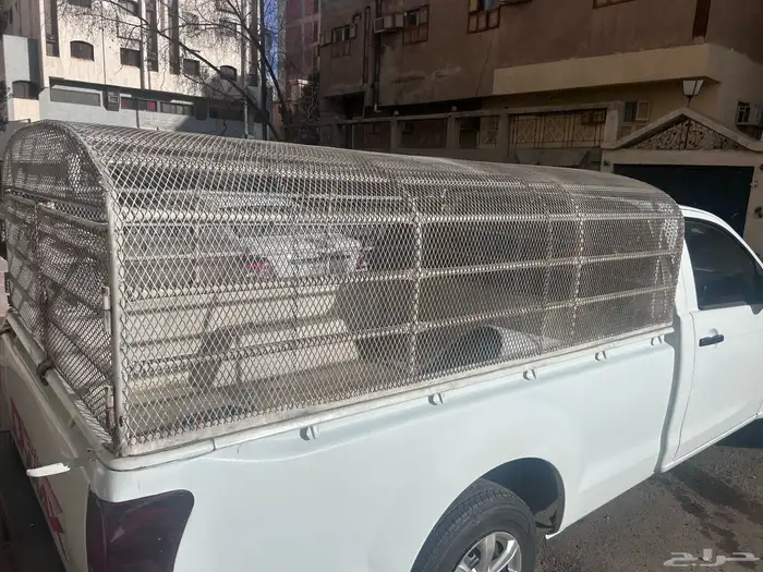هنجل حديد مع الجلد راكب علي ايسوزو ديماكس 1