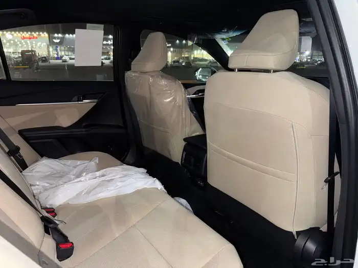 تويوتا كامري بنزين LE وارد عبداللطيف جميل 2025 7