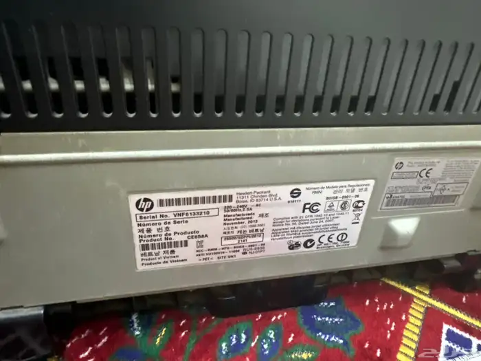 طابعه اتش بي ليزر تطبع عادي وملون بحاله ممتازه 0