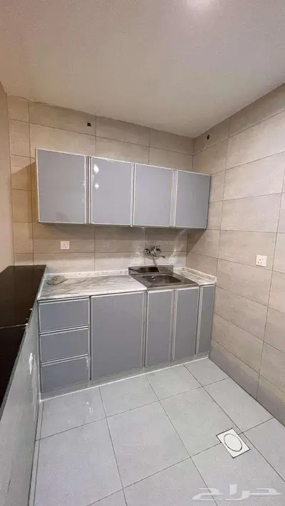 بيت للإيجار 28