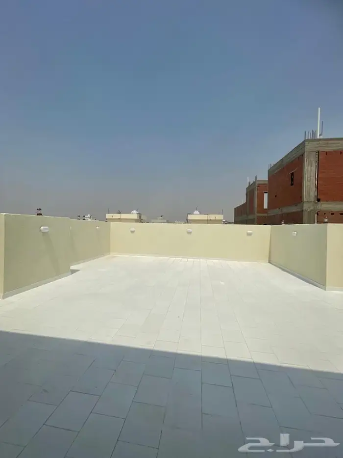 للبيع فيلا دور واحد في مخطط الرياض 1