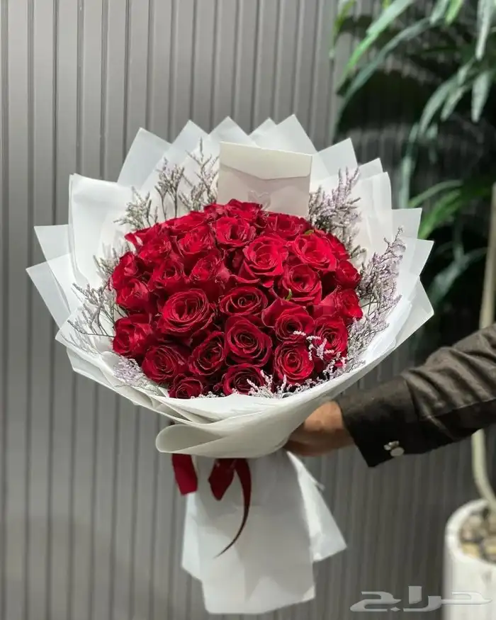 مندوب هدايا جدة تنسسق باقات ورد وهدايا 0