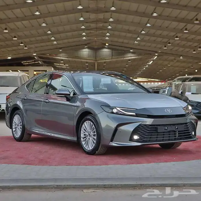 كامري E PLUS هايبرد 2025 اقساط الراجحي فقط 3