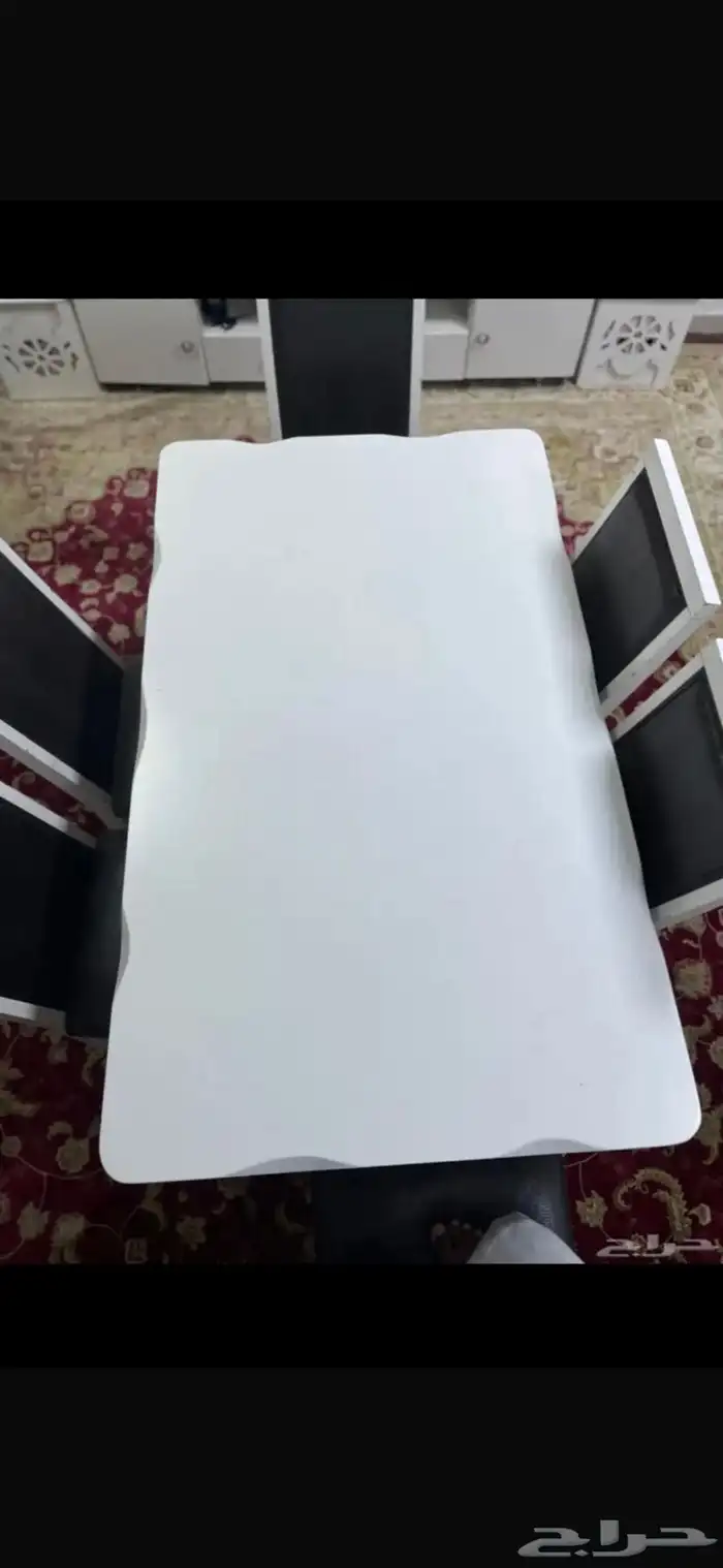 طاولة طعام 2