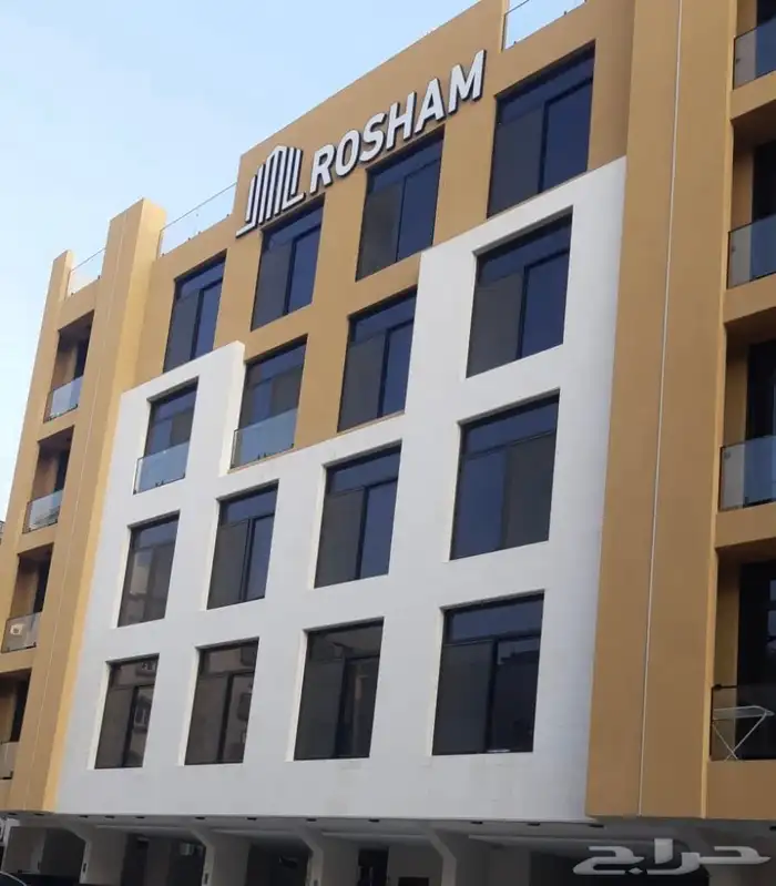 شقة راقية حي السلامة 23