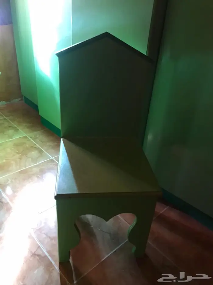 غرفة نوم بخشب قوي 4