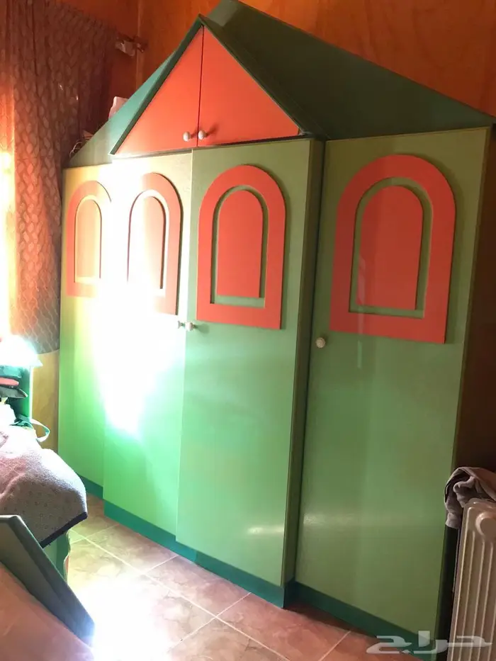 غرفة نوم بخشب قوي 8