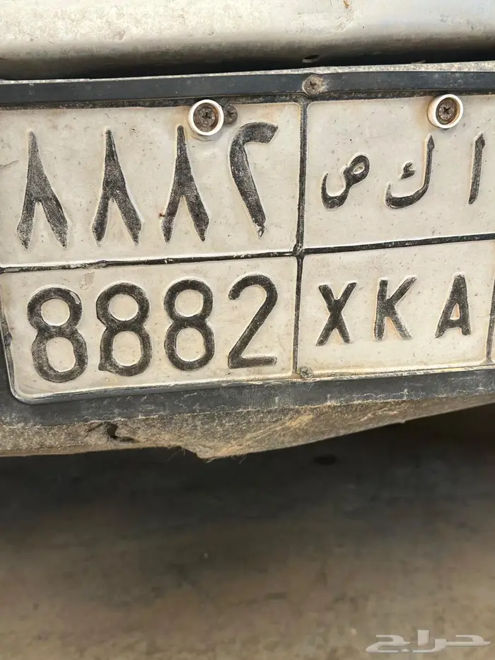 للبيع لوحة راكبه على سيارة نقل 0