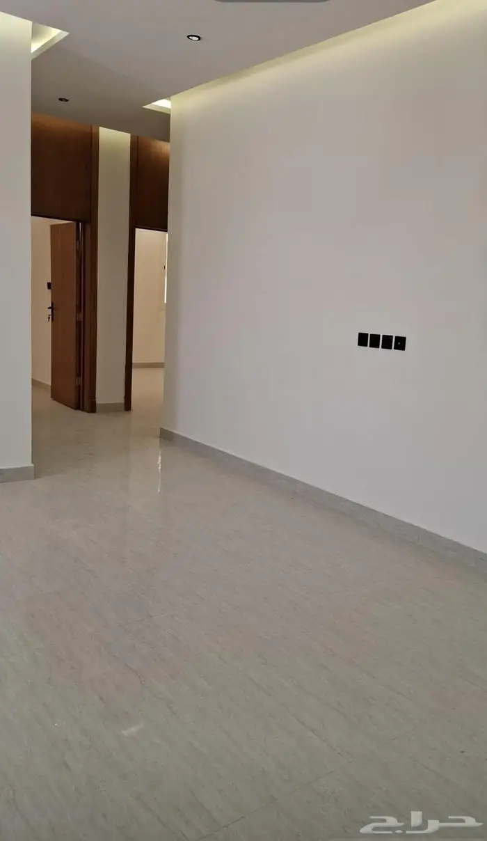 للبيع دور علوي مستقل جديد حي بدر 1