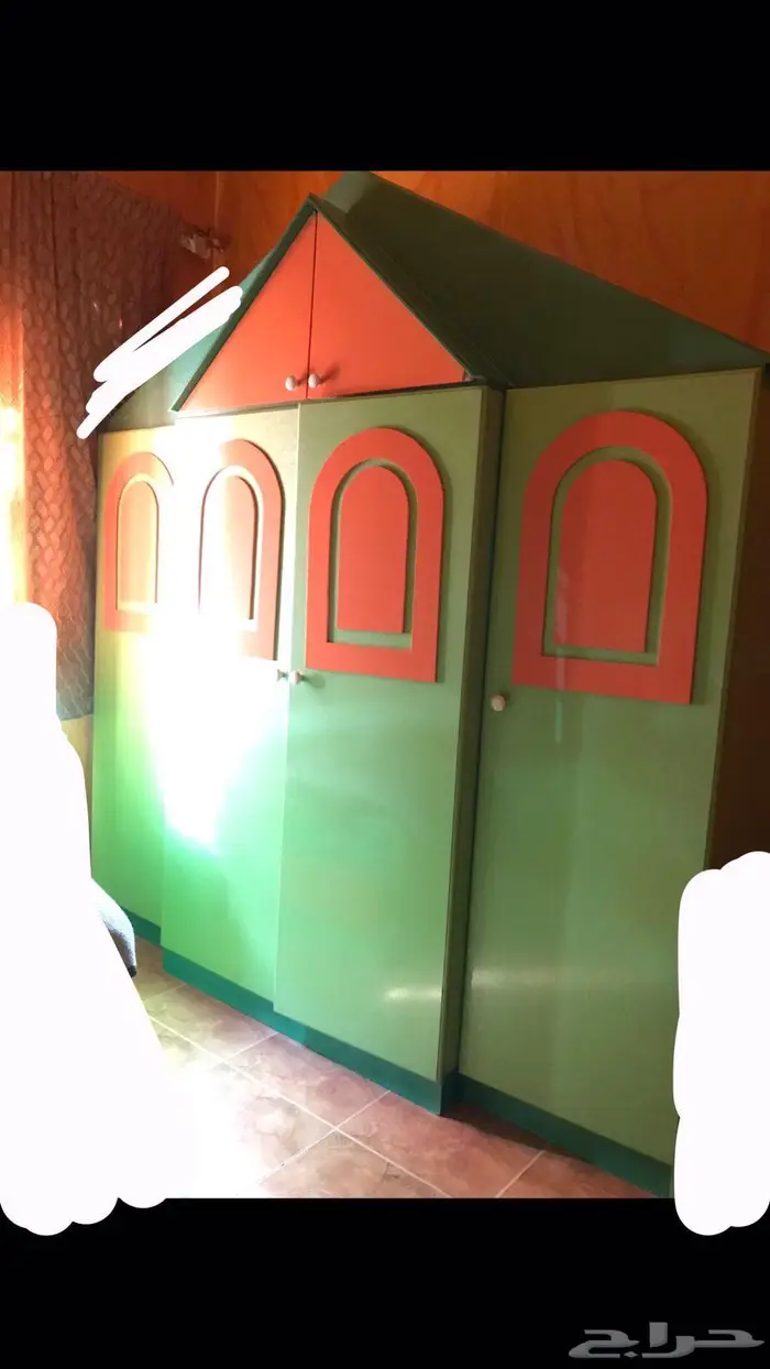 غرفة نوم بخشب قوي 5