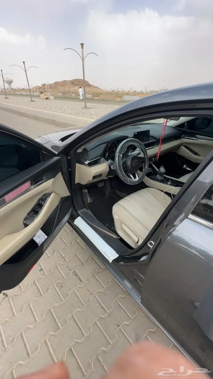 للبيع مازدا 2025 6 8