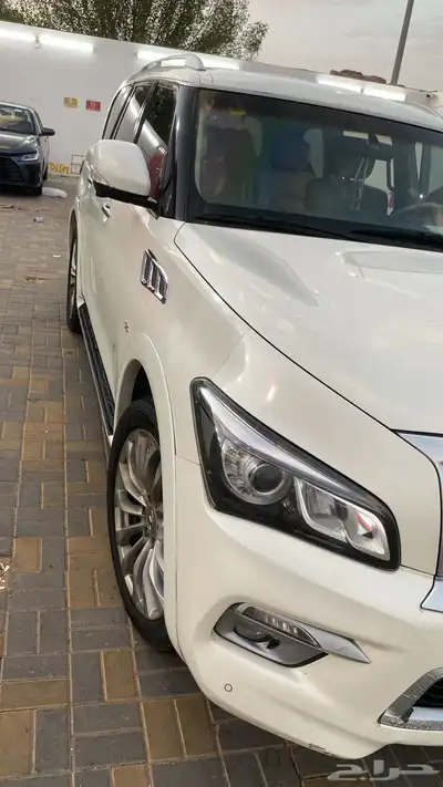 للبيع انفنتي QX80 8