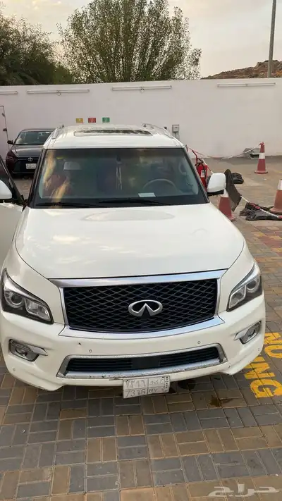 للبيع انفنتي QX80 0