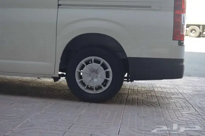 تويوتا باص هايس 2025 ديزل قير اوتوماتيك عبداللطيف جميل 30